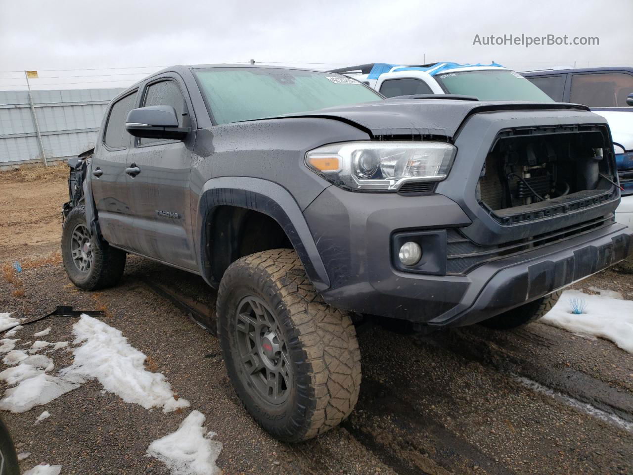 2019 Toyota Tacoma Double Cab Серый vin: 5TFCZ5AN4KX171242