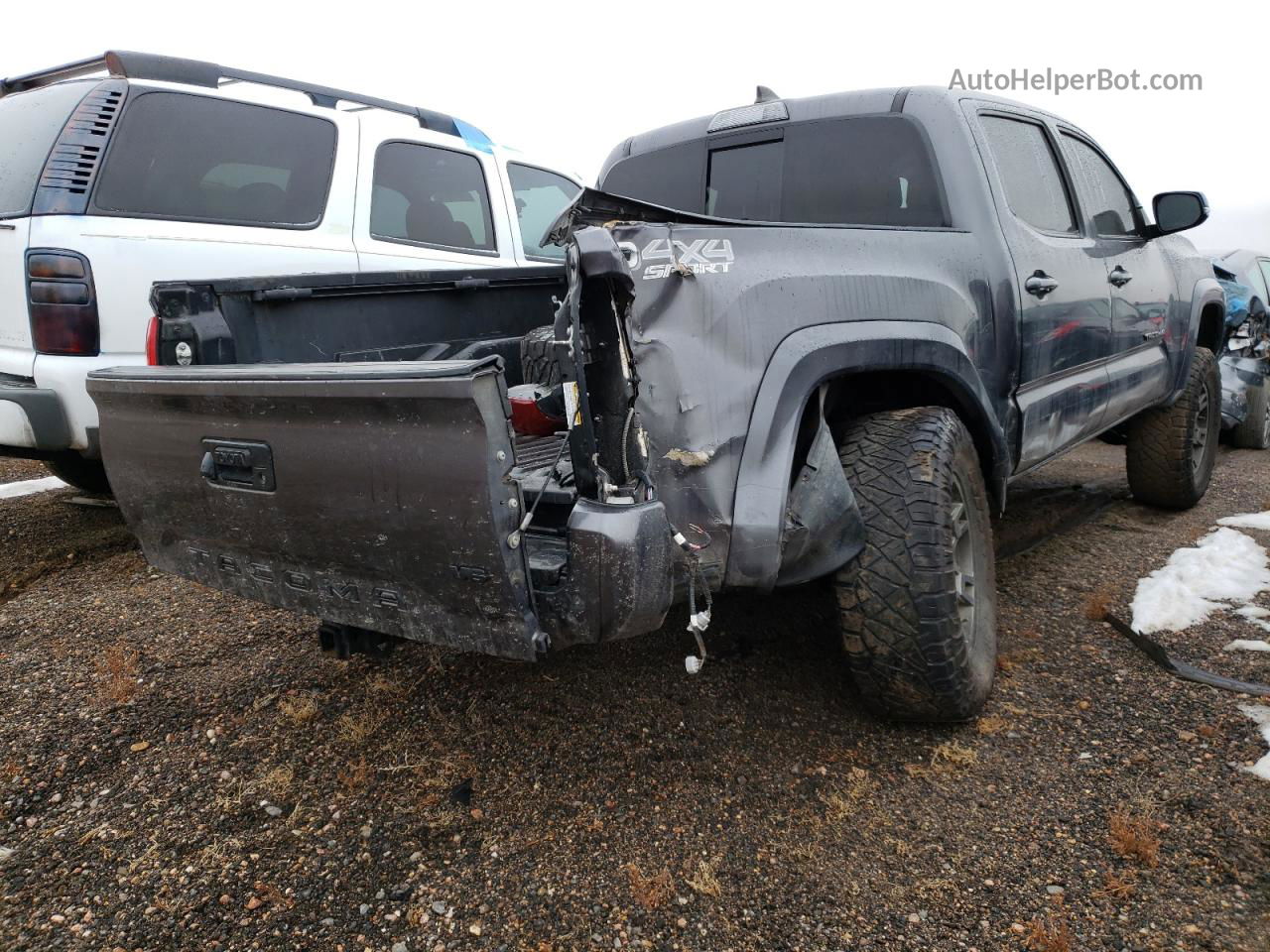 2019 Toyota Tacoma Double Cab Серый vin: 5TFCZ5AN4KX171242