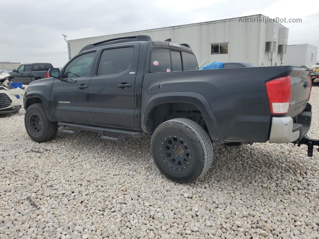 2017 Toyota Tacoma Double Cab Black vin: 5TFCZ5AN6HX047272