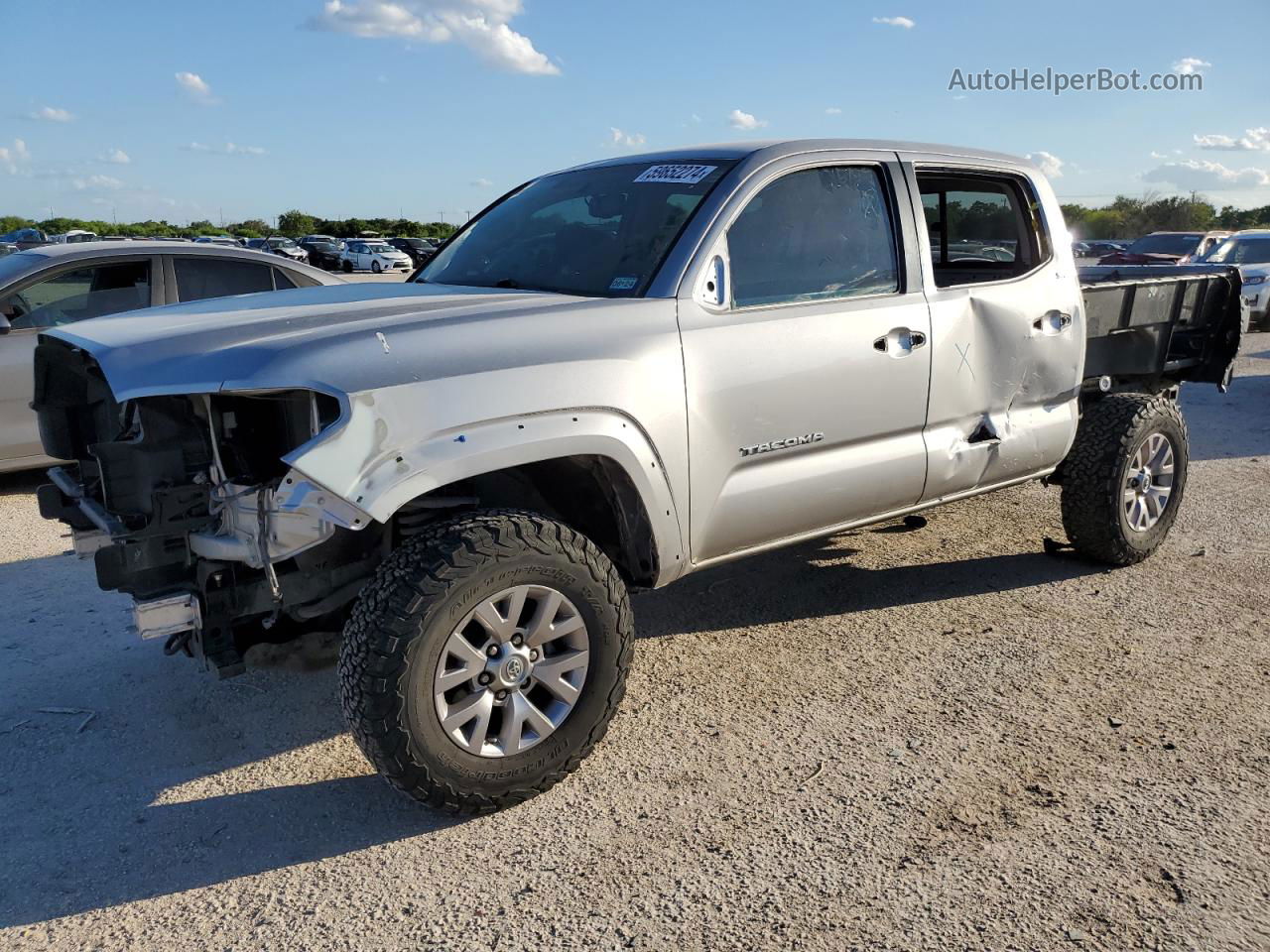 2017 Toyota Tacoma Double Cab Серебряный vin: 5TFCZ5AN6HX066727