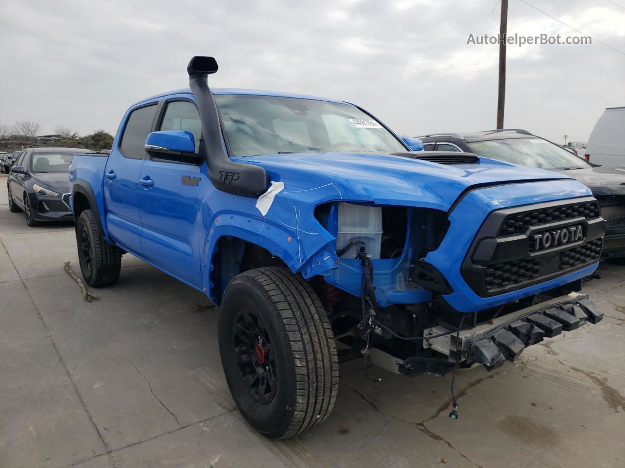 2019 Toyota Tacoma Double Cab Синий vin: 5TFCZ5AN6KX179651