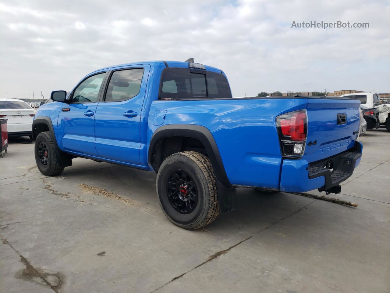 2019 Toyota Tacoma Double Cab Blue vin: 5TFCZ5AN6KX179651