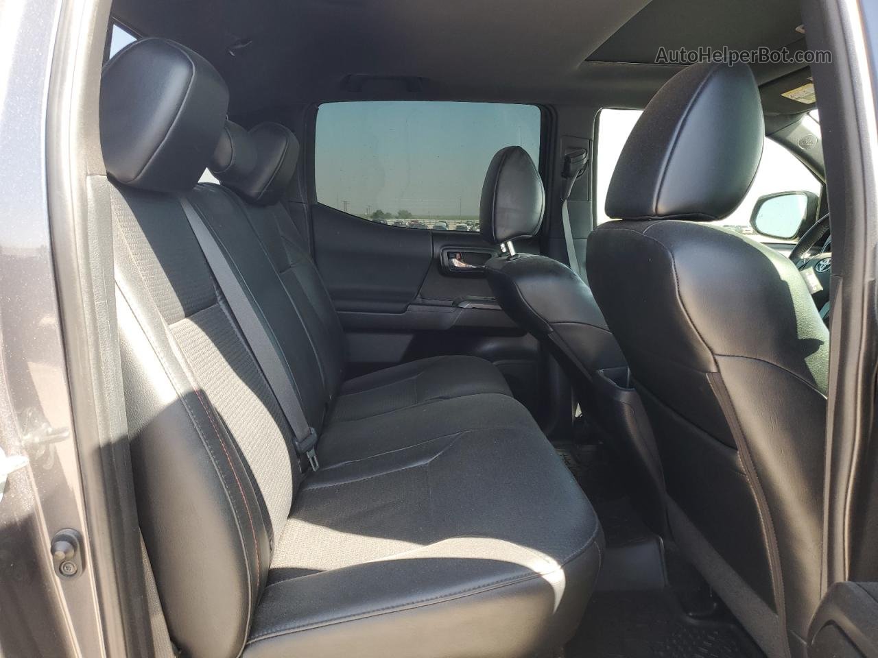2020 Toyota Tacoma Double Cab Gray vin: 5TFCZ5AN7LX233623