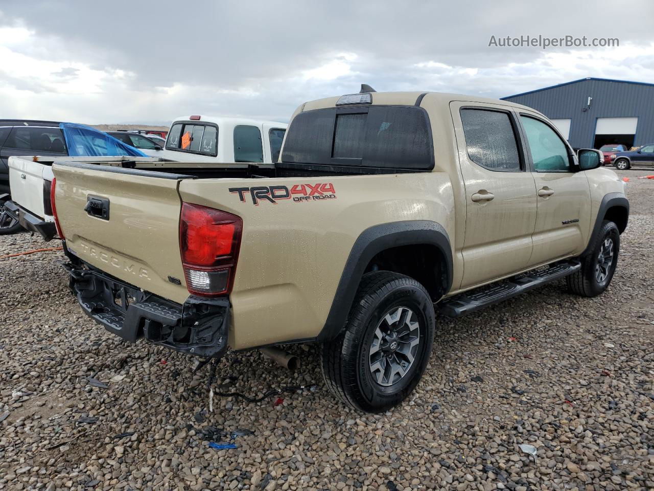 2019 Toyota Tacoma Double Cab Tan vin: 5TFCZ5AN8KX190618