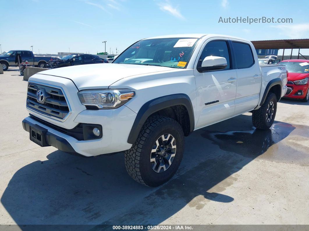 2019 Toyota Tacoma Trd Off Road White vin: 5TFCZ5AN8KX207773