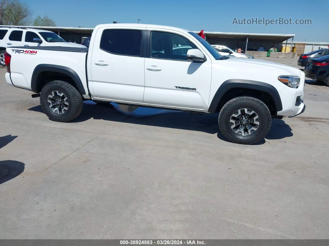 2019 Toyota Tacoma Trd Off Road White vin: 5TFCZ5AN8KX207773