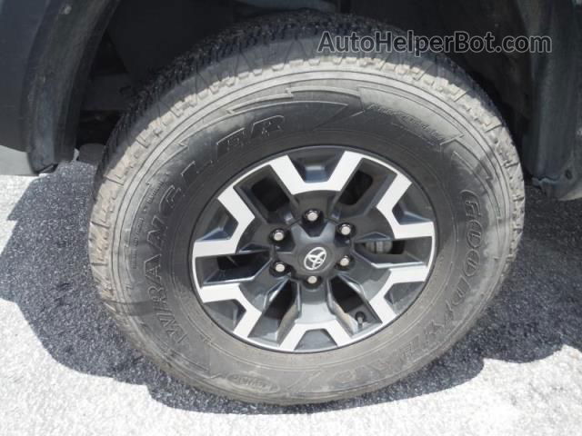 2021 Toyota Tacoma 4wd Sr/sr5/trd Sport Silver vin: 5TFCZ5AN8MX272075