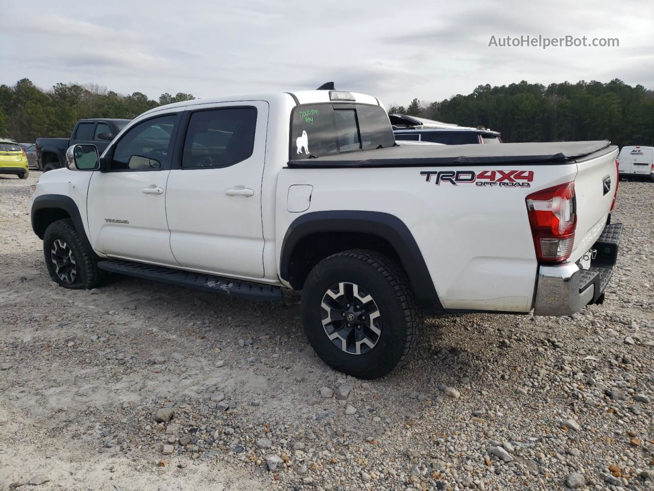 2017 Toyota Tacoma Double Cab Белый vin: 5TFCZ5AN9HX087278