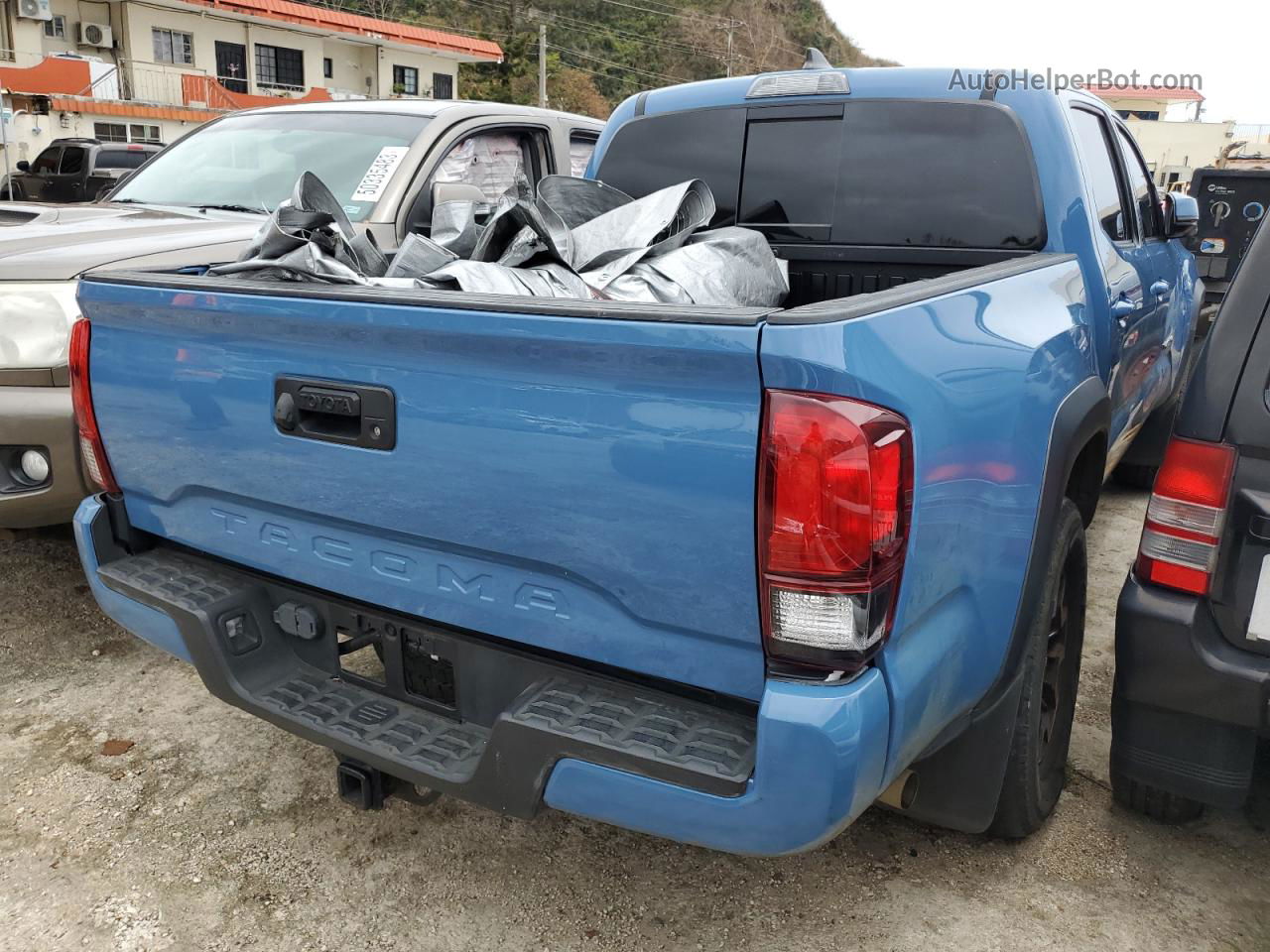 2019 Toyota Tacoma Double Cab Blue vin: 5TFCZ5AN9KX195858