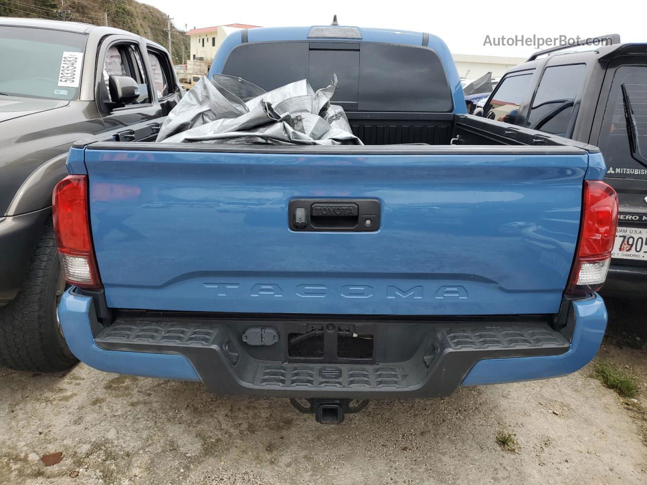 2019 Toyota Tacoma Double Cab Blue vin: 5TFCZ5AN9KX195858