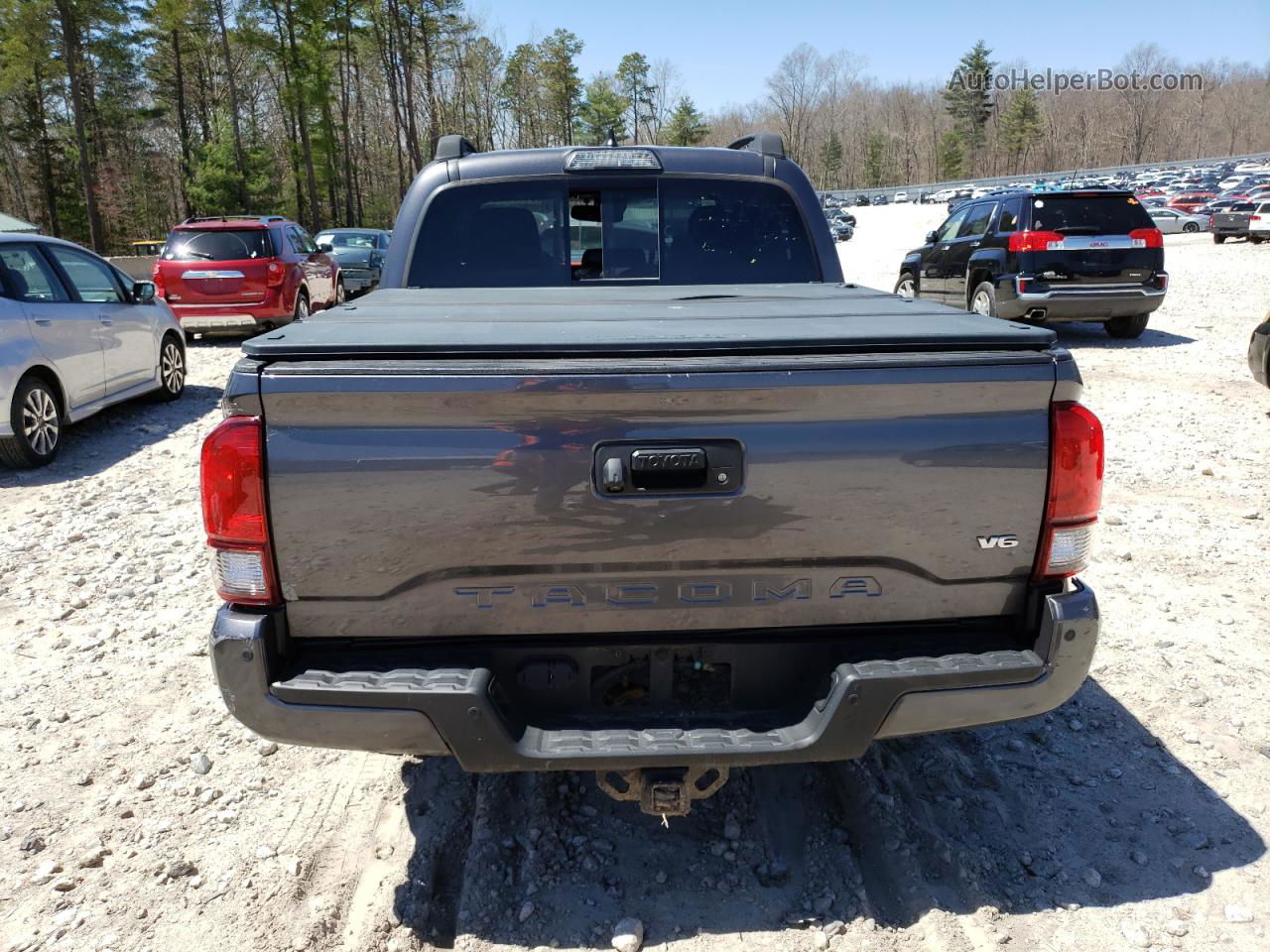 2019 Toyota Tacoma Double Cab Gray vin: 5TFCZ5AN9KX202288