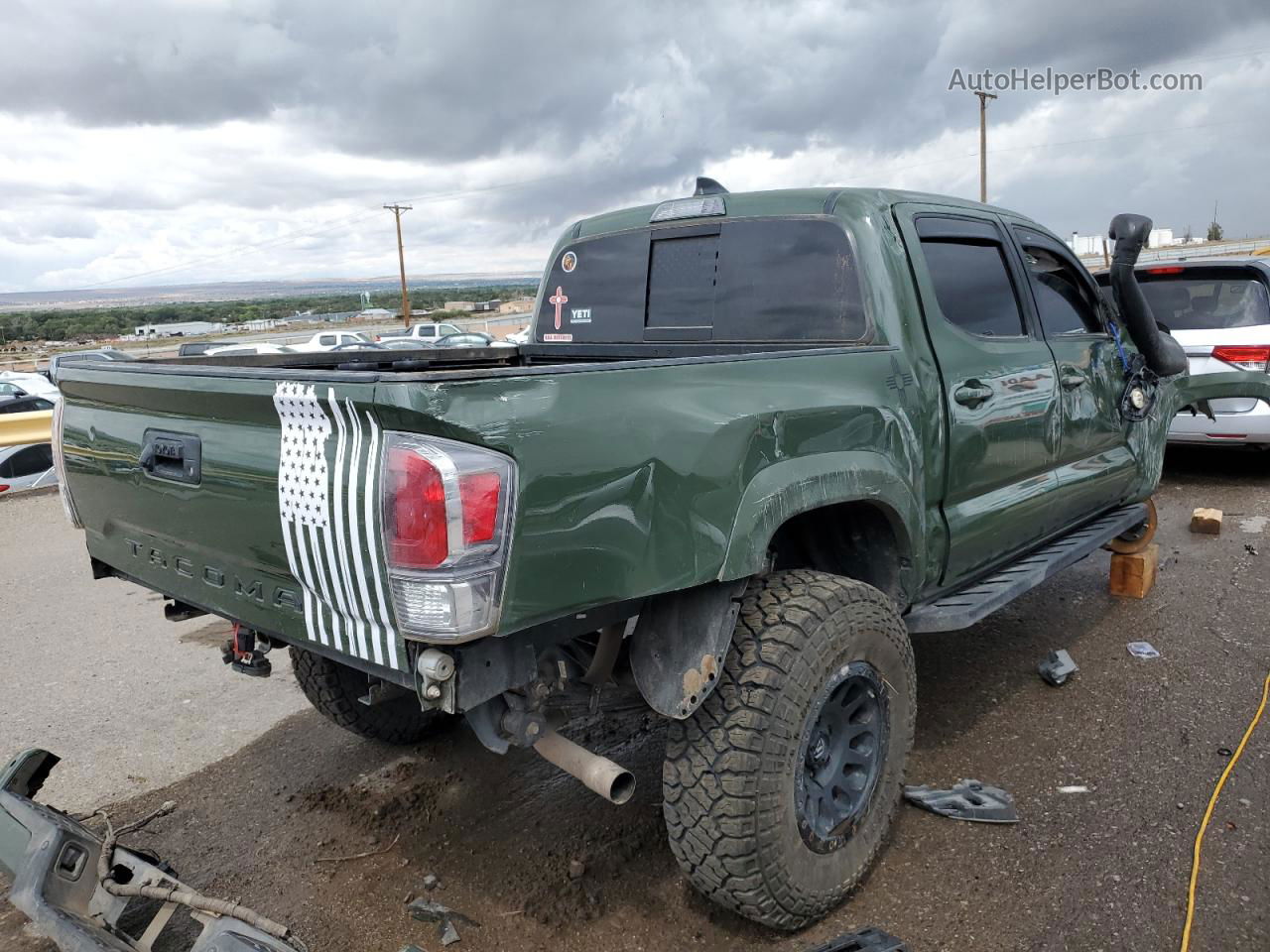 2021 Toyota Tacoma Double Cab Green vin: 5TFCZ5AN9MX251056