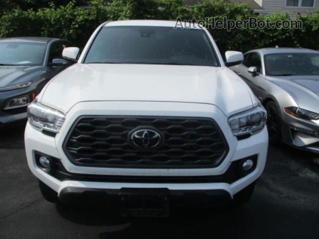 2021 Toyota Tacoma 4wd Sr/sr5/trd Sport White vin: 5TFCZ5AN9MX272196