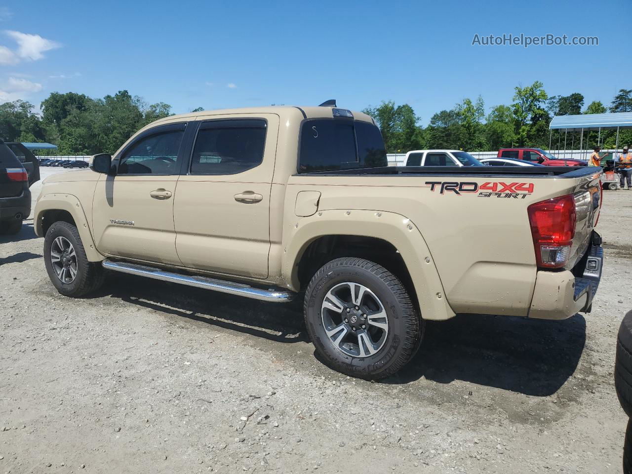 2017 Toyota Tacoma Double Cab Желто-коричневый vin: 5TFCZ5ANXHX077424