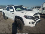 2019 Toyota Tacoma 4wd Sr/sr5/trd Sport Белый vin: 5TFCZ5ANXKX190622