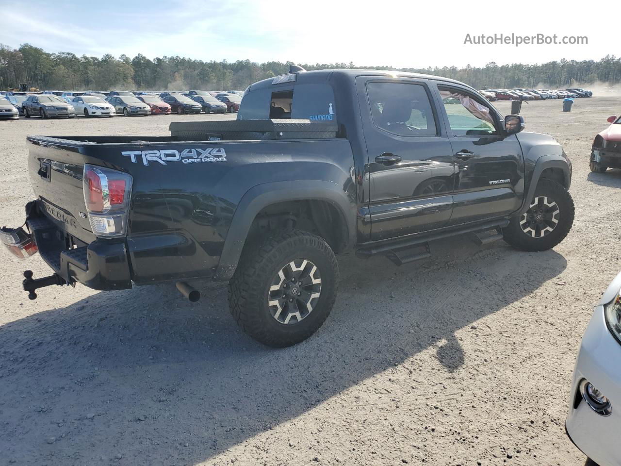 2021 Toyota Tacoma Double Cab Черный vin: 5TFCZ5ANXMX261000