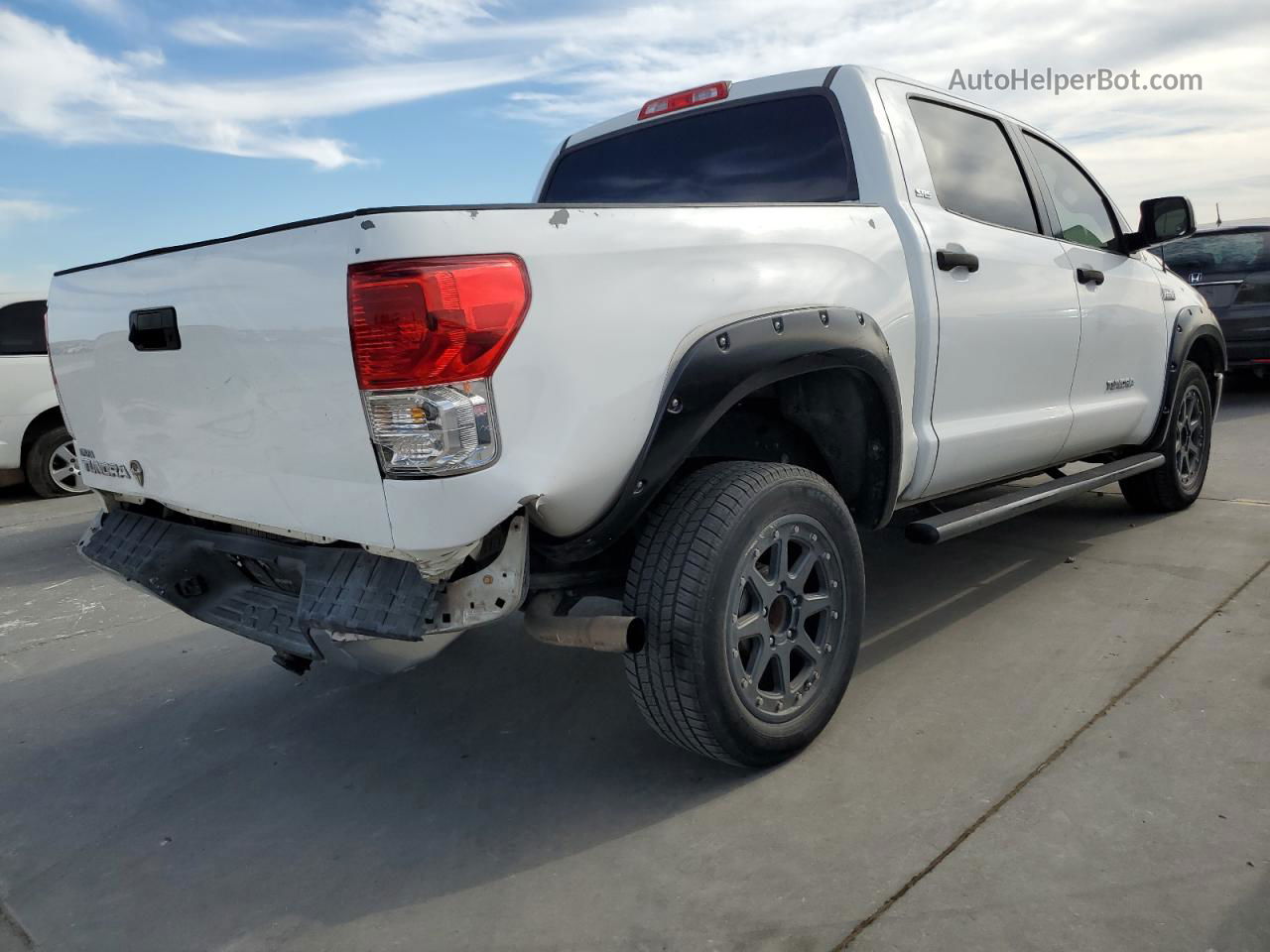 2012 Toyota Tundra Crewmax Sr5 White vin: 5TFEY5F11CX119859