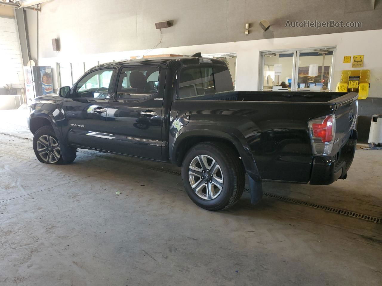 2017 Toyota Tacoma Double Cab Black vin: 5TFGZ5ANXHX061998