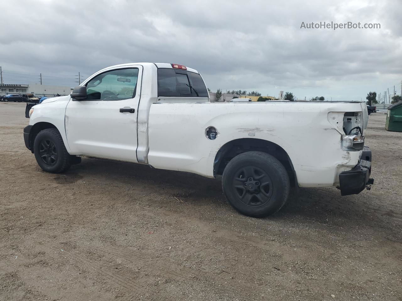 2012 Toyota Tundra  White vin: 5TFLU5F12CX027632