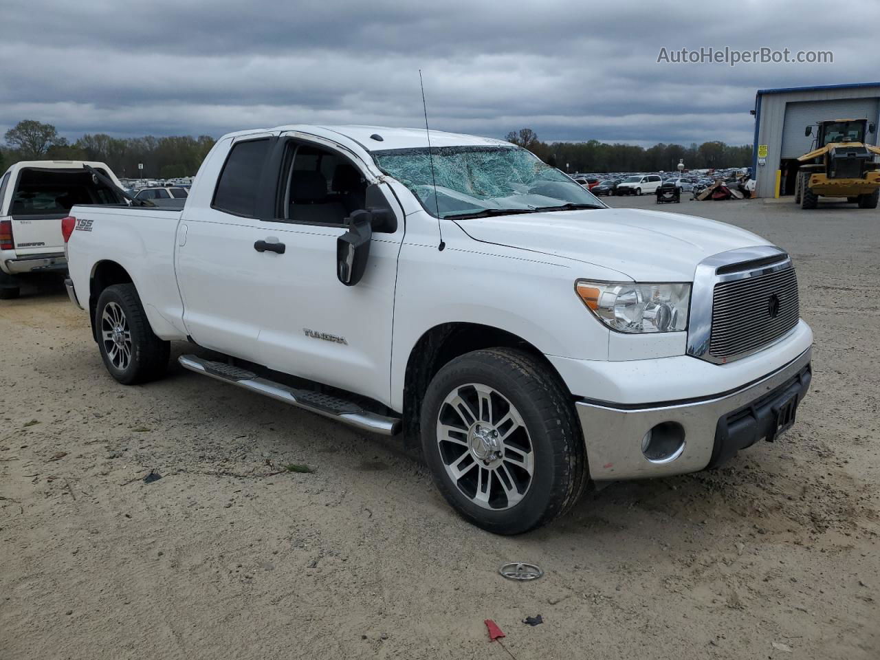 2012 Toyota Tundra Double Cab Sr5 White vin: 5TFRM5F10CX039658