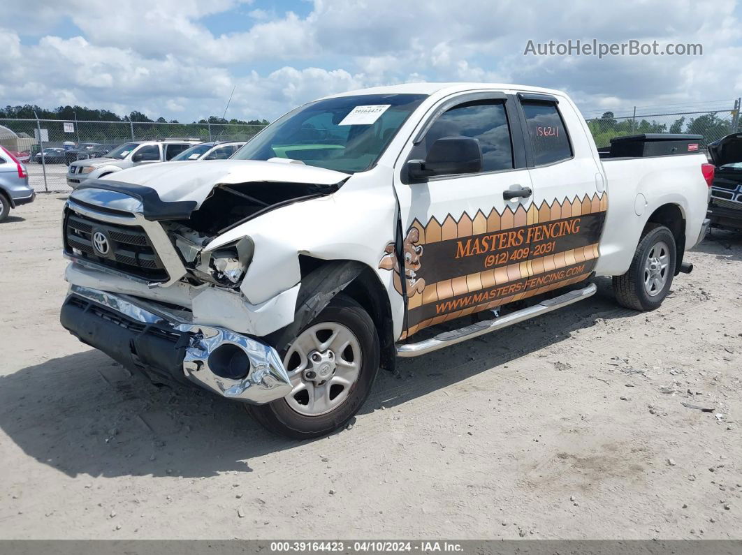 2012 Toyota Tundra Grade 4.6l V8 White vin: 5TFRM5F15CX046444