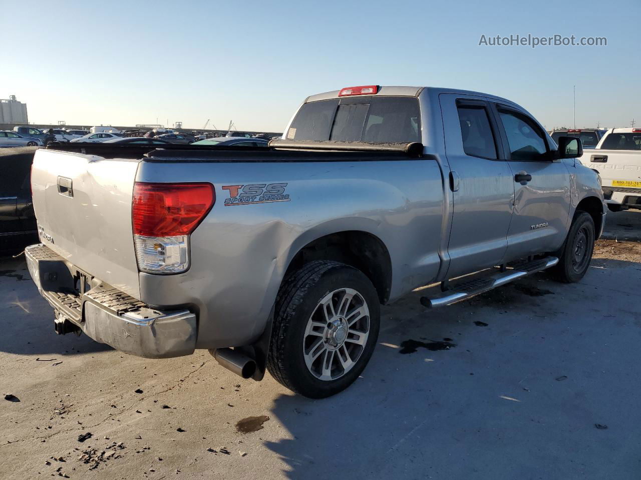 2012 Toyota Tundra Double Cab Sr5 Gray vin: 5TFRM5F19CX044535