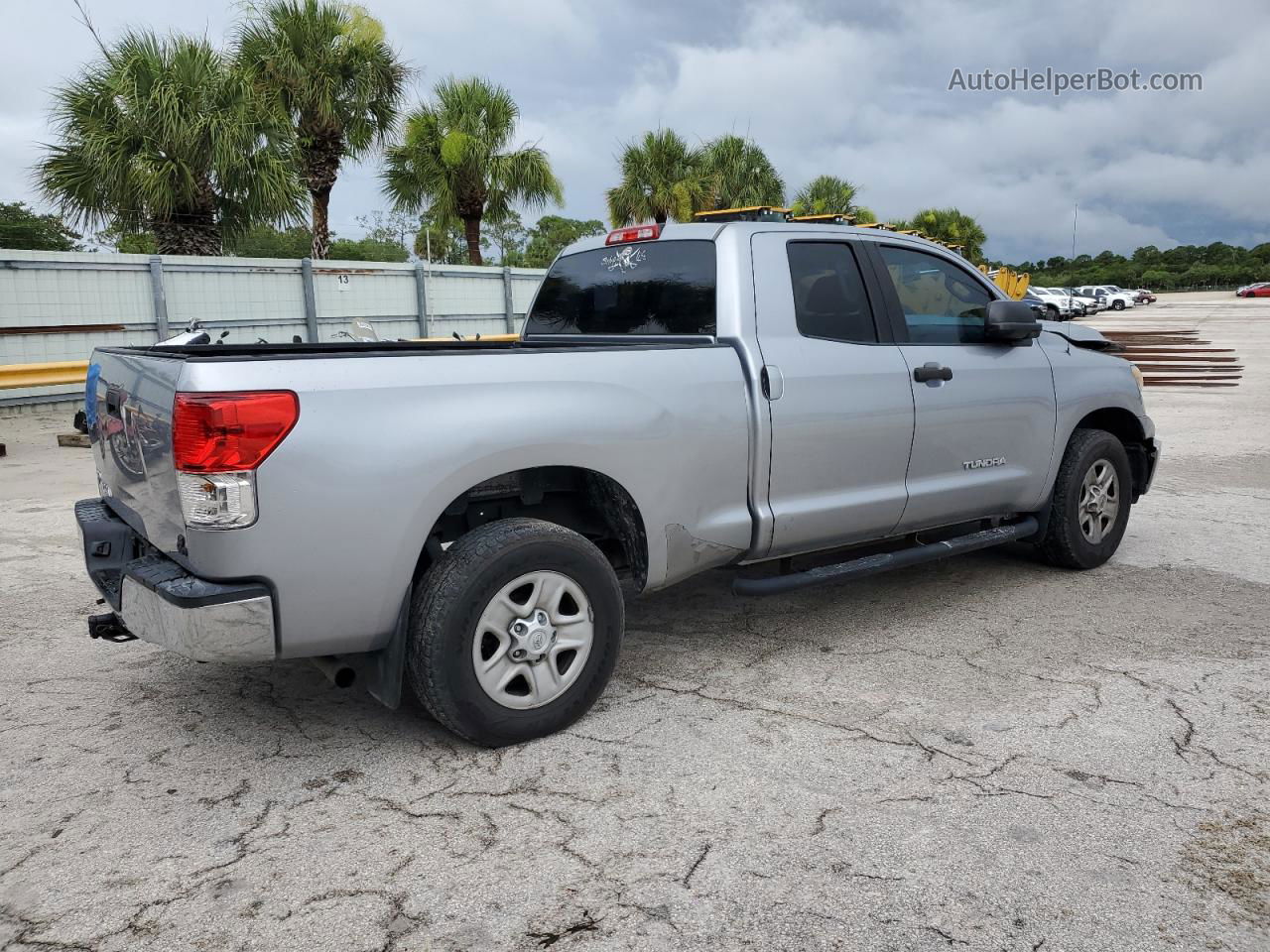 2012 Toyota Tundra Double Cab Sr5 Silver vin: 5TFRU5F17CX026373