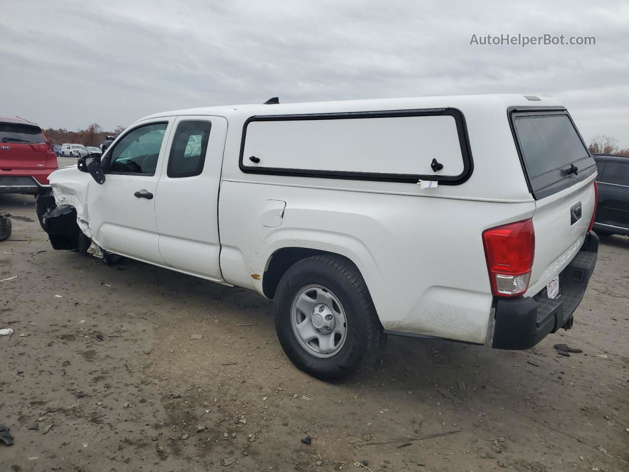 2017 Toyota Tacoma Access Cab White vin: 5TFRX5GN0HX087046