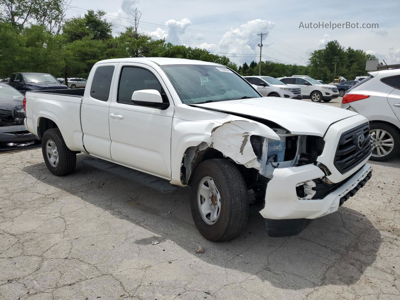 2019 Toyota Tacoma Access Cab White vin: 5TFRX5GN1KX153384