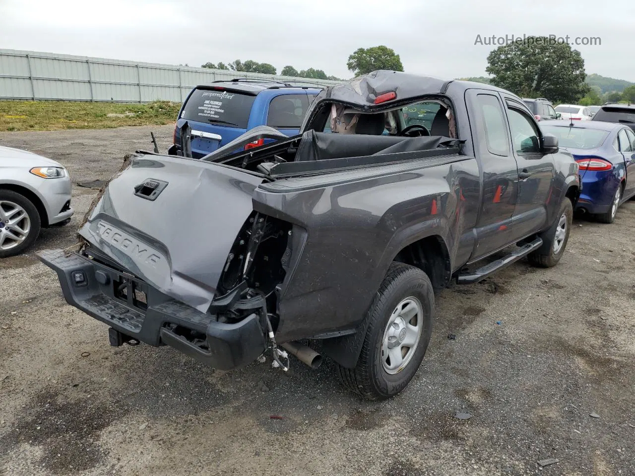 2017 Toyota Tacoma Access Cab Gray vin: 5TFRX5GN2HX080096