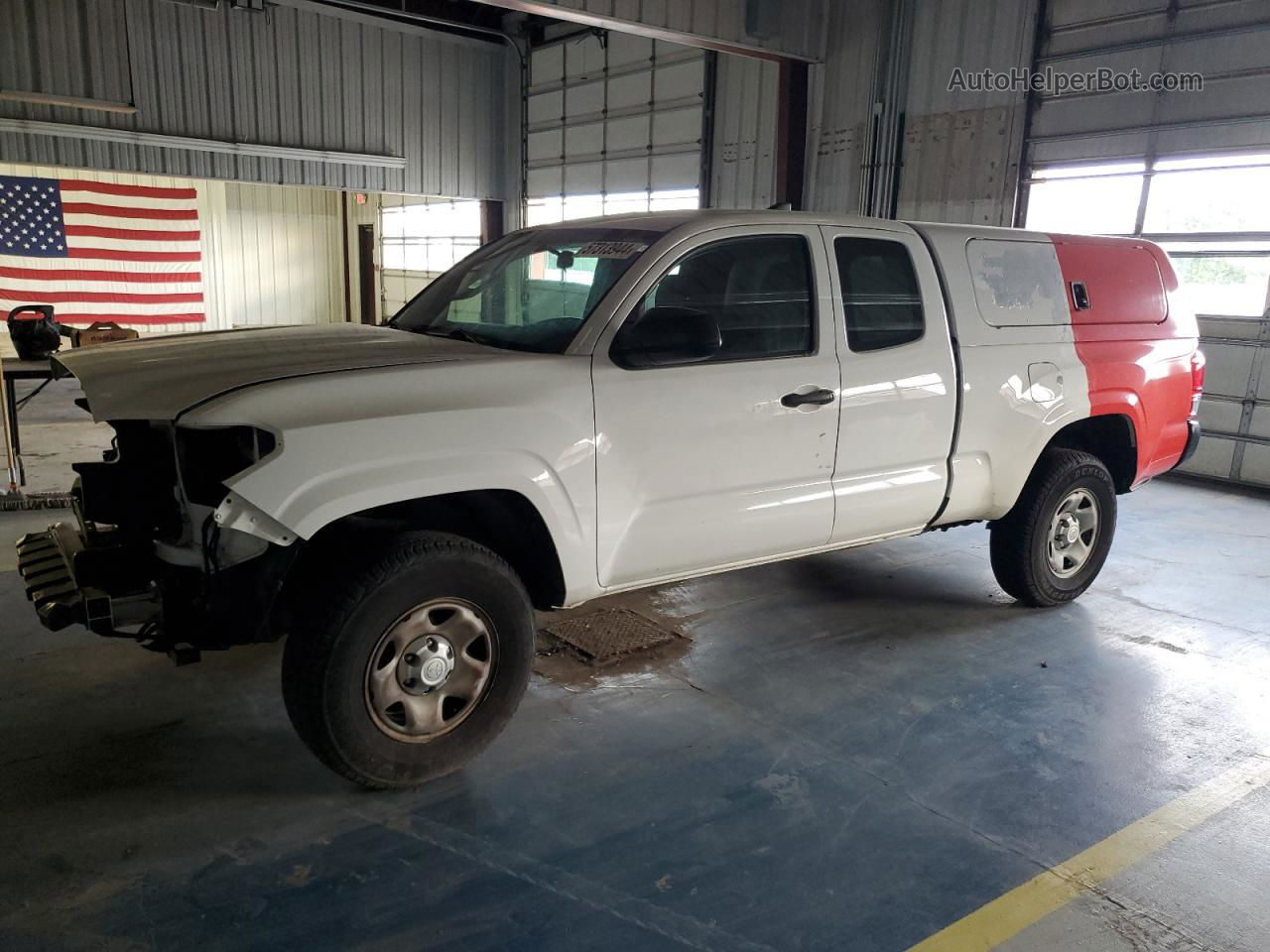 2017 Toyota Tacoma Access Cab Two Tone vin: 5TFRX5GN2HX090031