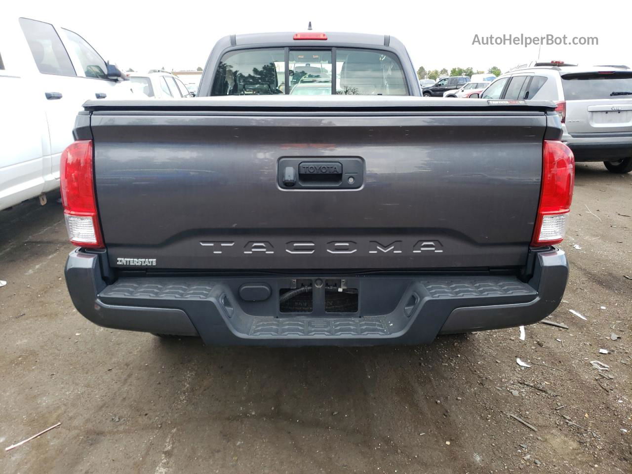 2017 Toyota Tacoma Access Cab Gray vin: 5TFRX5GN4HX090015