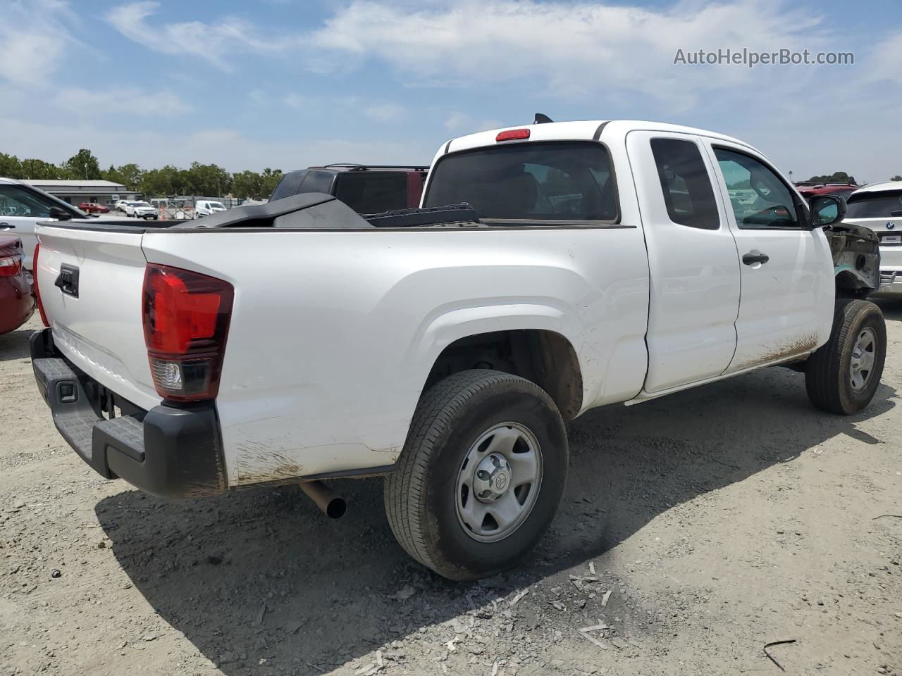 2019 Toyota Tacoma Access Cab White vin: 5TFRX5GN4KX136496