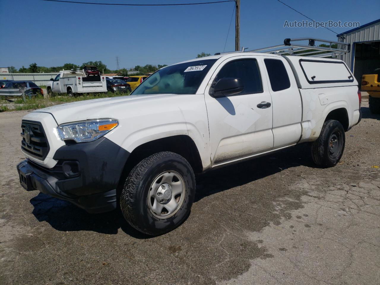 2019 Toyota Tacoma Access Cab White vin: 5TFRX5GN4KX157364