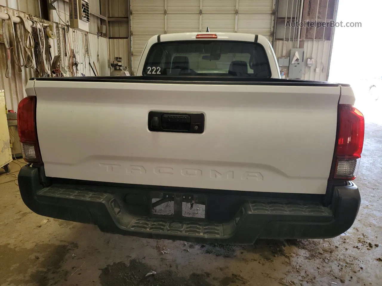 2019 Toyota Tacoma Access Cab White vin: 5TFRX5GN4KX160667