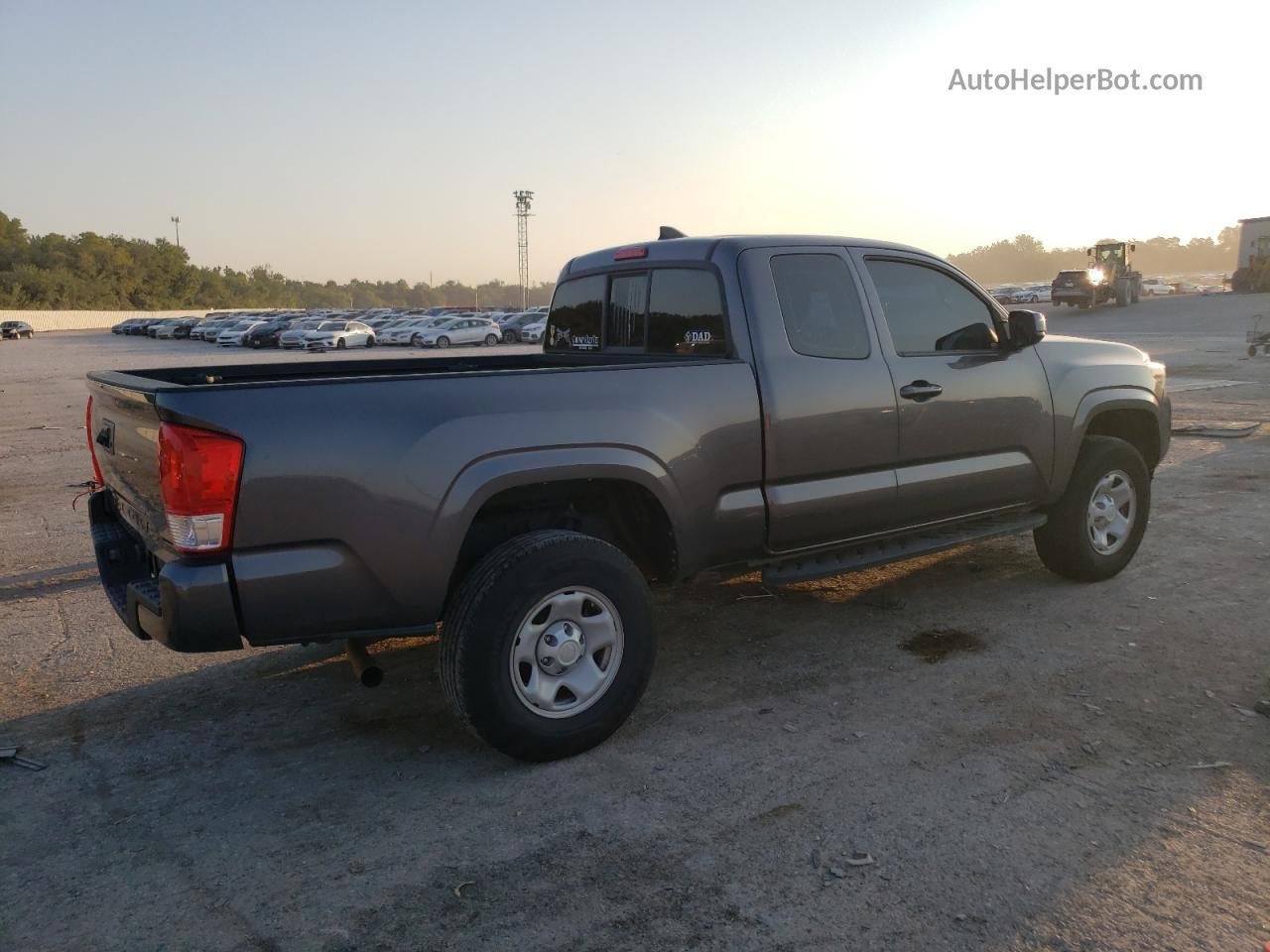 2017 Toyota Tacoma Access Cab Gray vin: 5TFRX5GN5HX080464