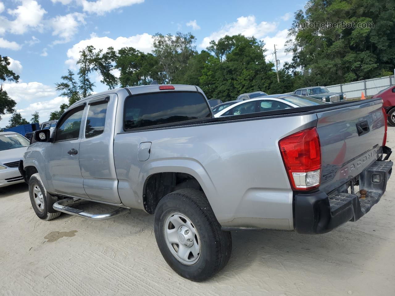 2017 Toyota Tacoma Access Cab Silver vin: 5TFRX5GN7HX081437