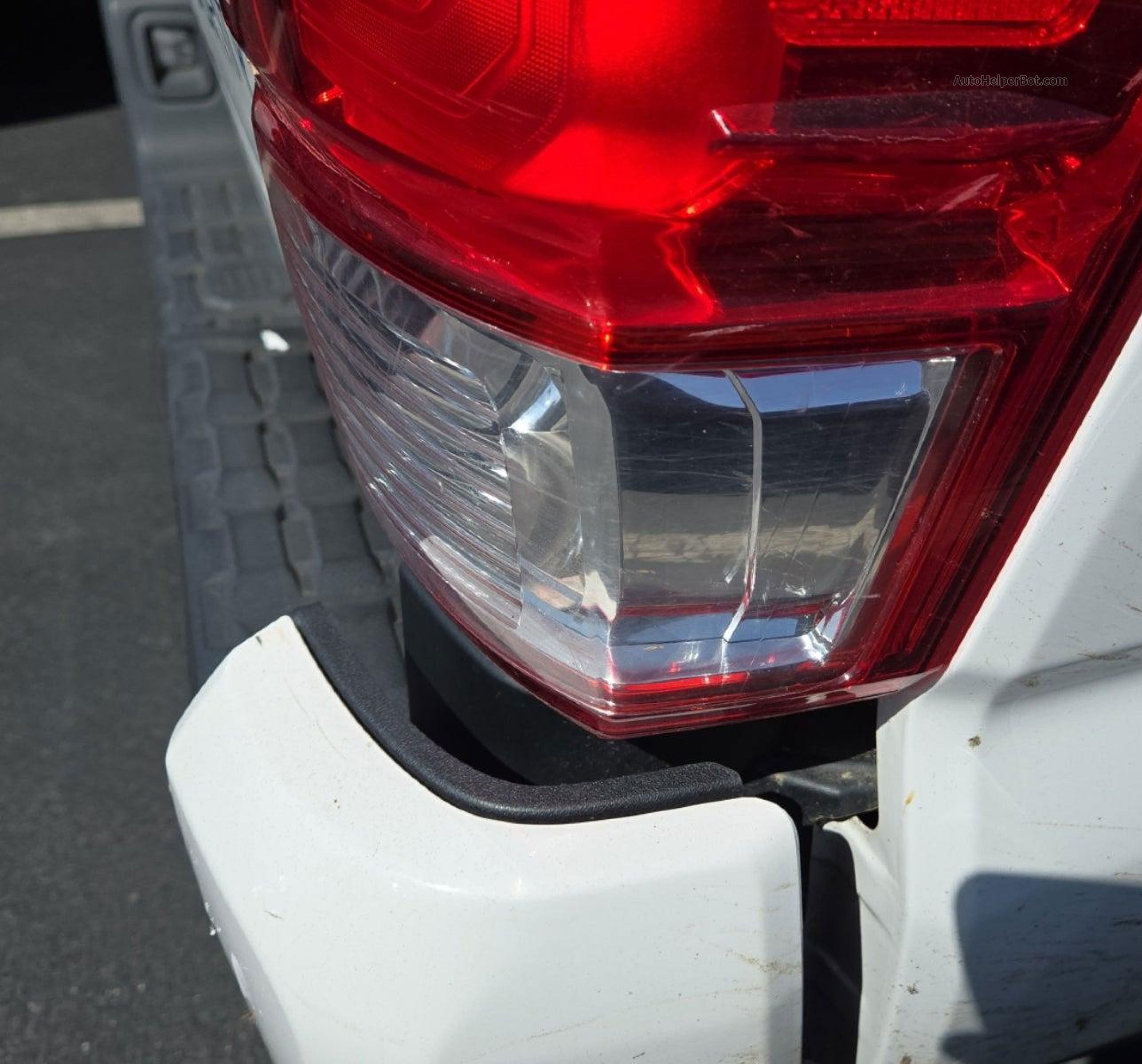 2017 Toyota Tacoma Access Cab/sr/sr5 vin: 5TFRX5GN8HX080880