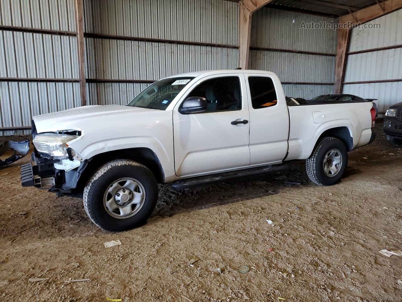 2017 Toyota Tacoma Access Cab White vin: 5TFRX5GN8HX098215