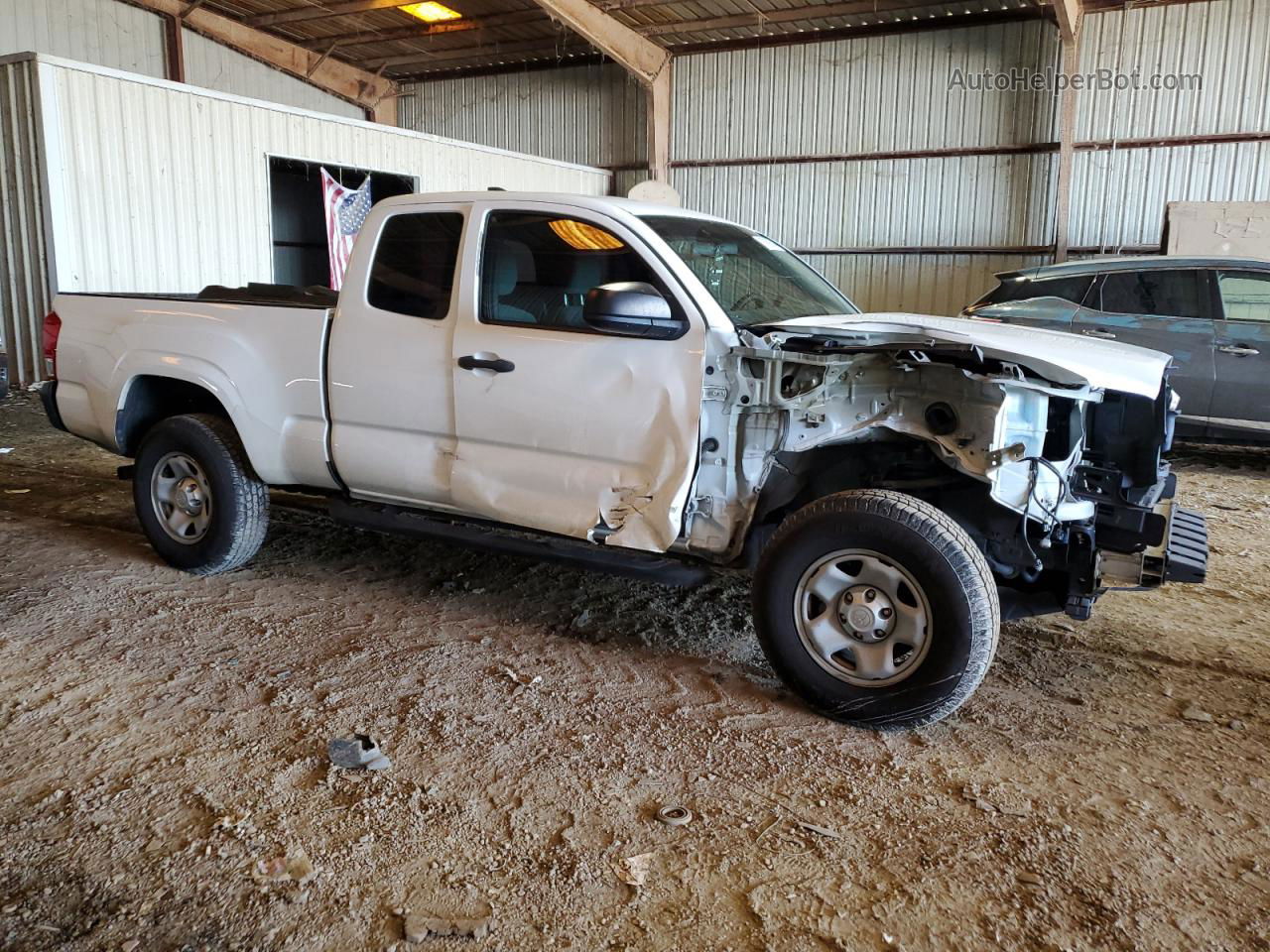 2017 Toyota Tacoma Access Cab White vin: 5TFRX5GN8HX098215