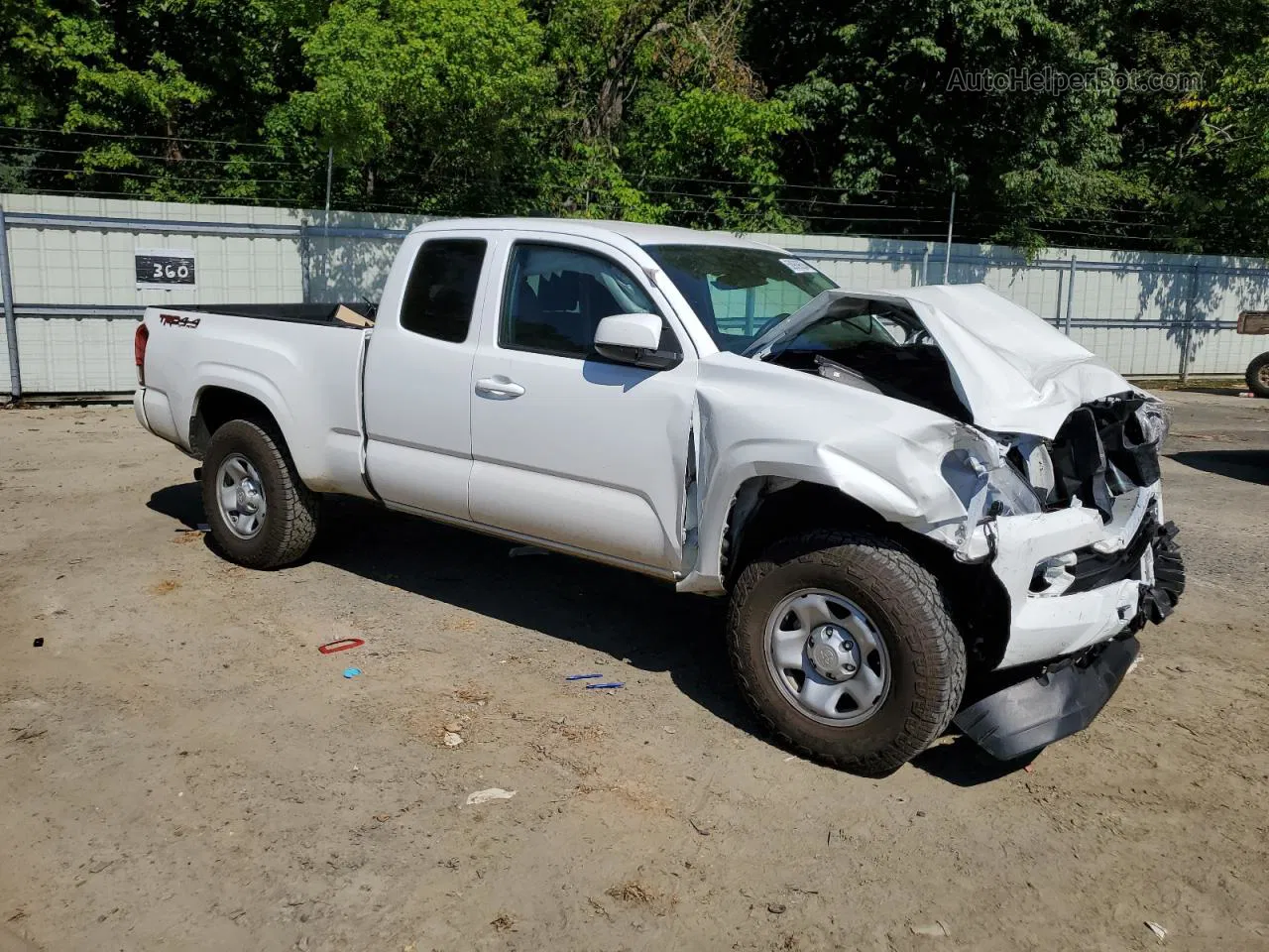 2019 Toyota Tacoma Access Cab White vin: 5TFRX5GN9KX154511