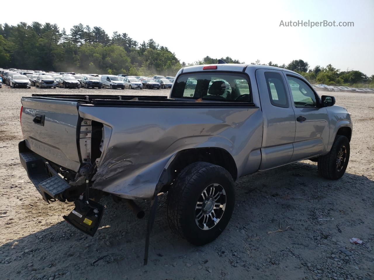 2017 Toyota Tacoma Access Cab Silver vin: 5TFSX5EN0HX051894