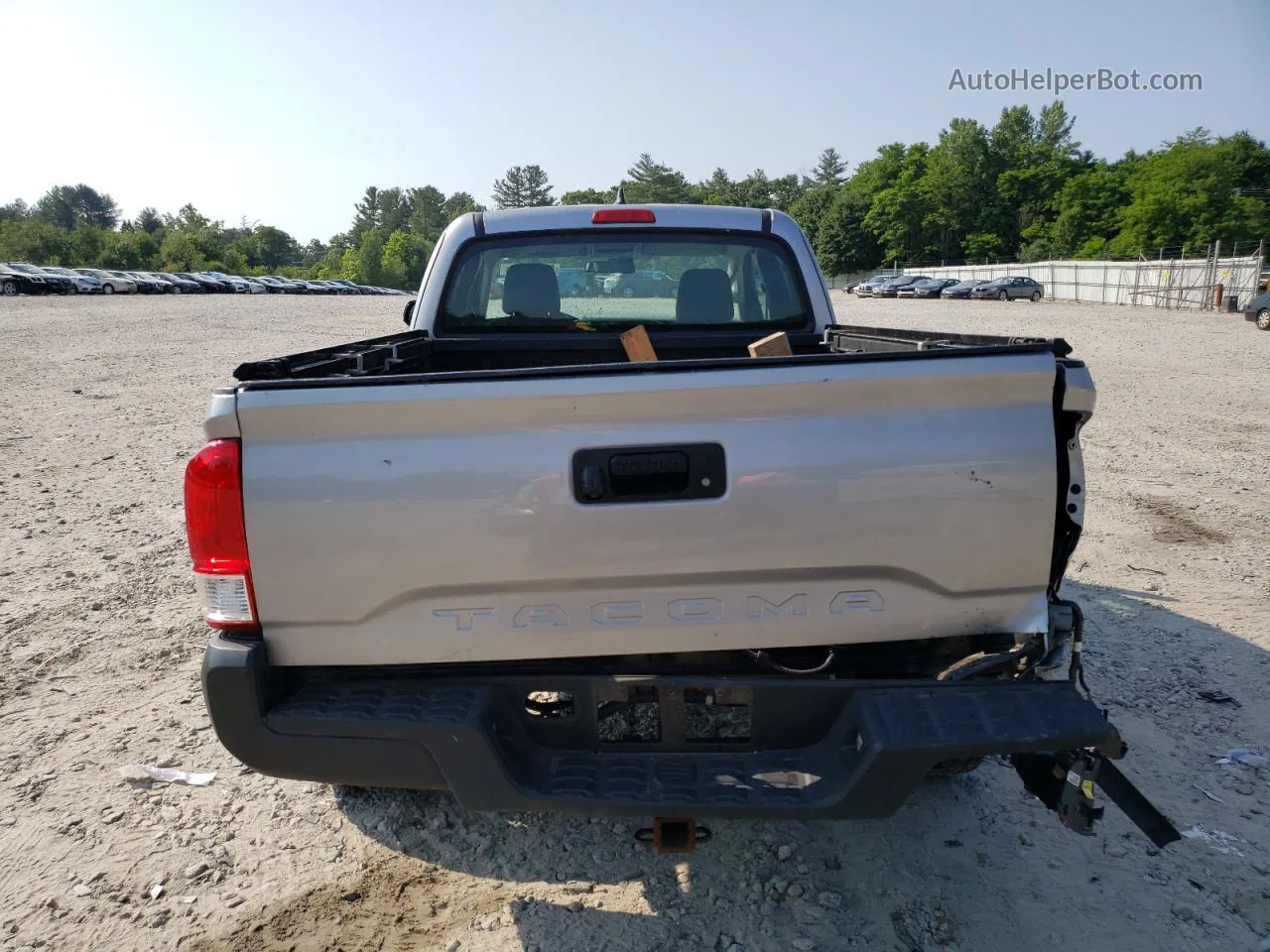 2017 Toyota Tacoma Access Cab Silver vin: 5TFSX5EN0HX051894