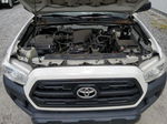 2017 Toyota Tacoma Access Cab White vin: 5TFSX5EN2HX054800