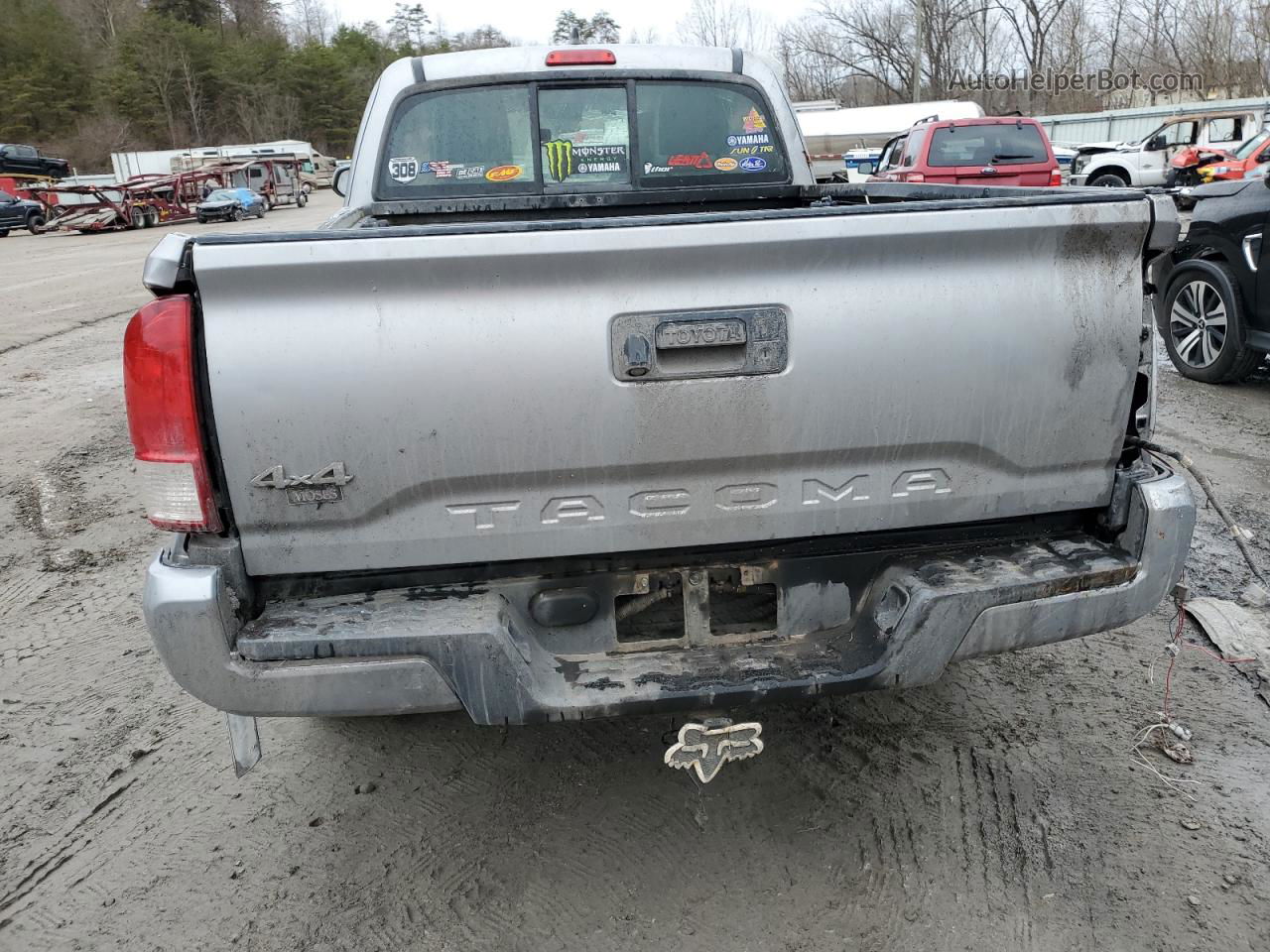 2017 Toyota Tacoma Access Cab Silver vin: 5TFSX5EN3HX049217