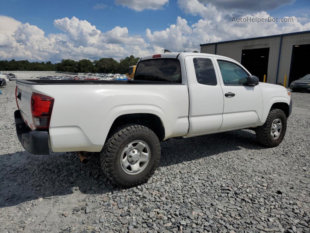 2019 Toyota Tacoma Access Cab White vin: 5TFSX5EN7KX066884