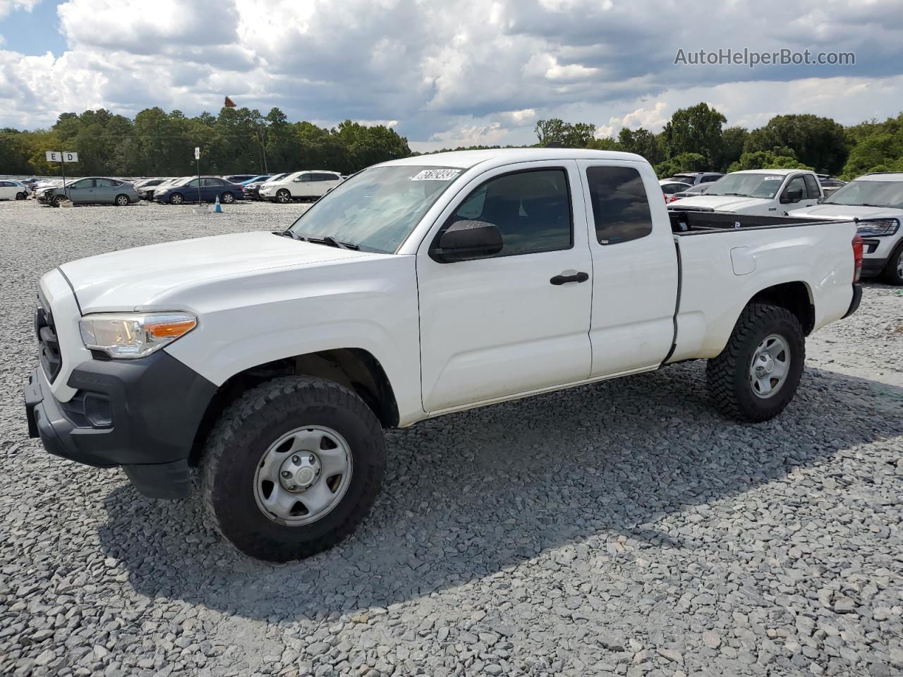 2019 Toyota Tacoma Access Cab White vin: 5TFSX5EN7KX066884