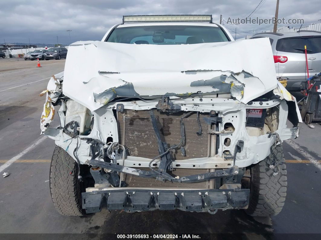 2017 Toyota Tacoma Sr White vin: 5TFSX5EN8HX051397