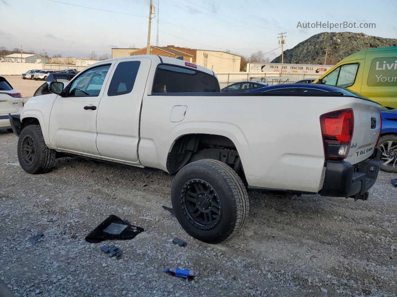 2020 Toyota Tacoma Access Cab White vin: 5TFSX5EN8LX071268