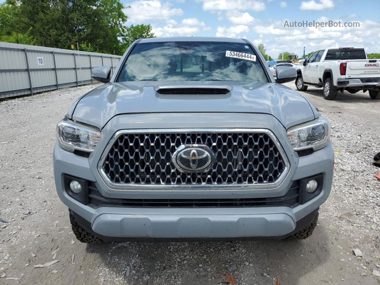 2019 Toyota Tacoma Access Cab Silver vin: 5TFSZ5AN1KX169847